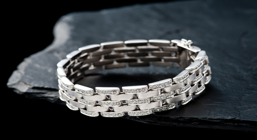 18K White Gold with Diamond Bracelet