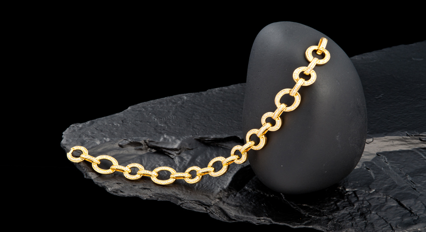 18K Yellow Gold with Diamond Bracelet