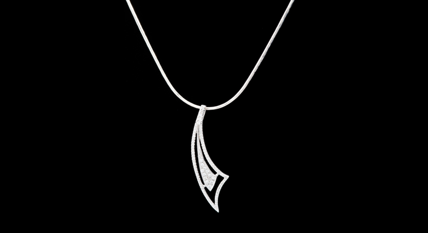 18K White Gold with Diamond Pendant