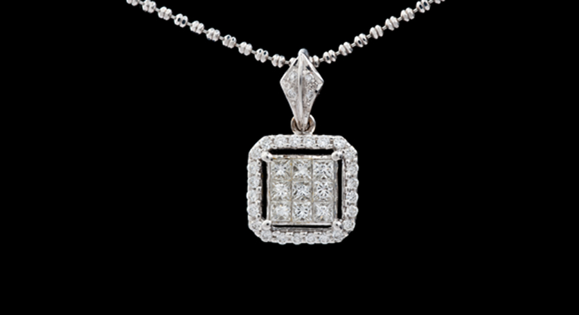18K White Gold with Diamond Pendant