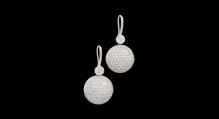 18K White Gold with Diamond Earring