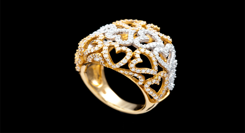 18K White and Yellow Gold with Diamond Ring